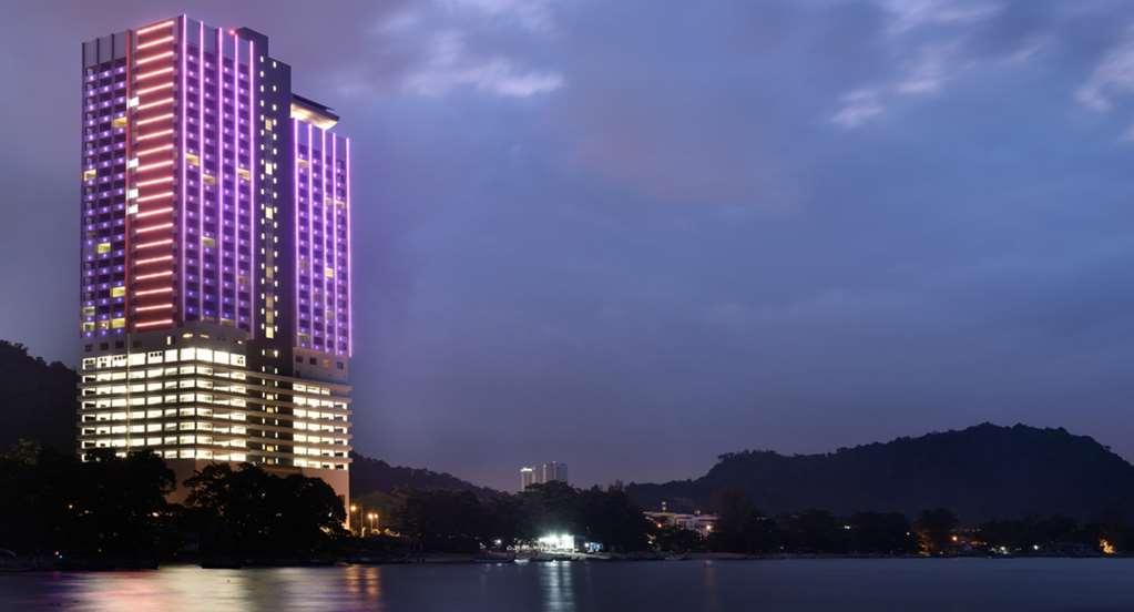Lexis Suites Penang Bayan Lepas Zewnętrze zdjęcie The View