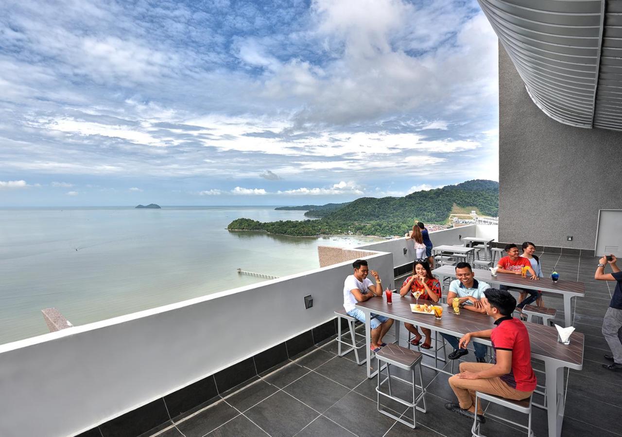 Lexis Suites Penang Bayan Lepas Zewnętrze zdjęcie Sky Bar