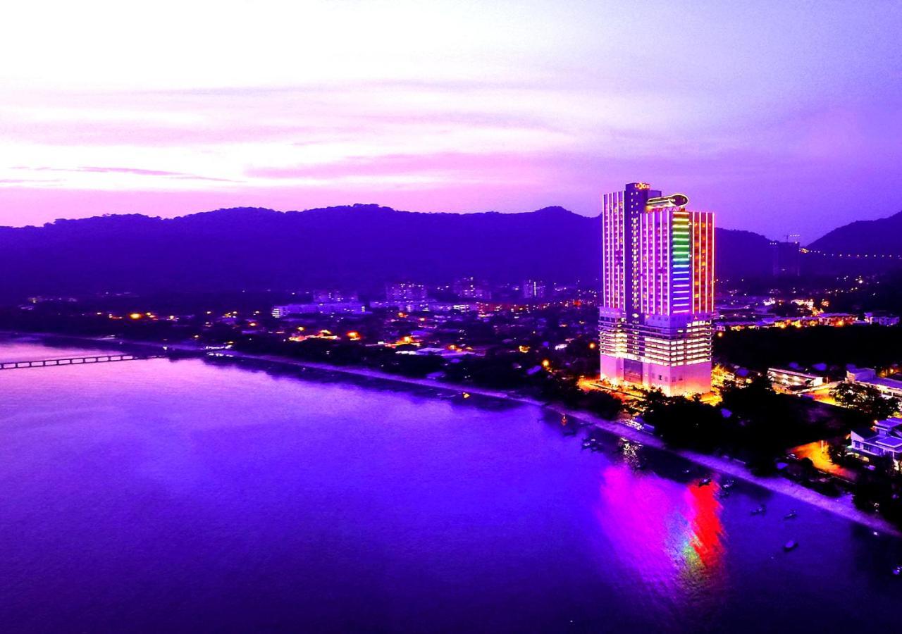 Lexis Suites Penang Bayan Lepas Zewnętrze zdjęcie The Bertam River